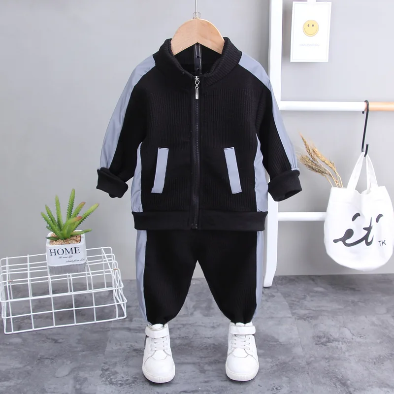 

Спортивный костюм для мальчиков 2 предмета, хлопковая кофта и штаны, комплект одежды на весну и осень, на возраст 4 года