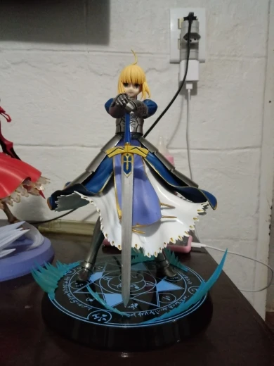 Фигурка из ПВХ Король рыцарей саблей в масштабе 1/7 | Игрушки и хобби