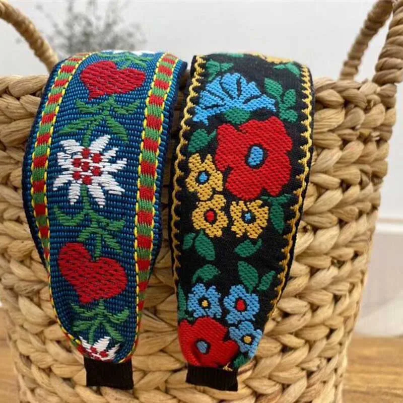 

Korea Bright Wide Side Embroidery Hairbands Hair Accessories Hairband For Girls Flower Crown Headbands For Women Flower Headband