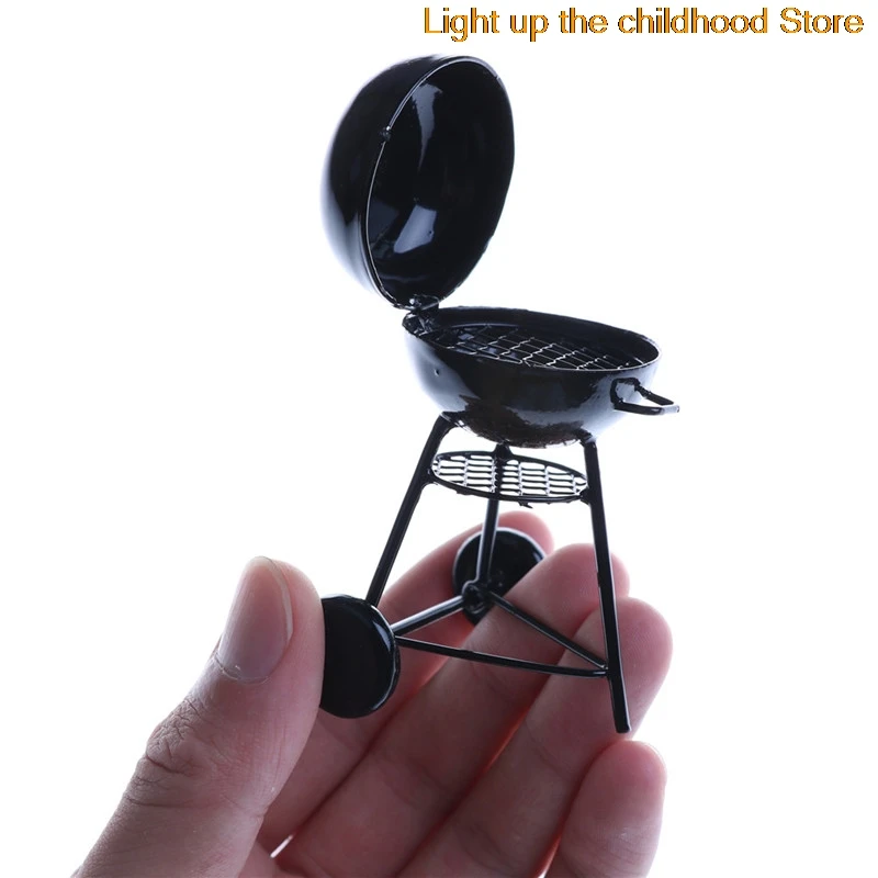

2019 New 1PC Black Metal BBQ Grill Dollhouse 1:12 Garden Outdoor Dollhouse Miniature