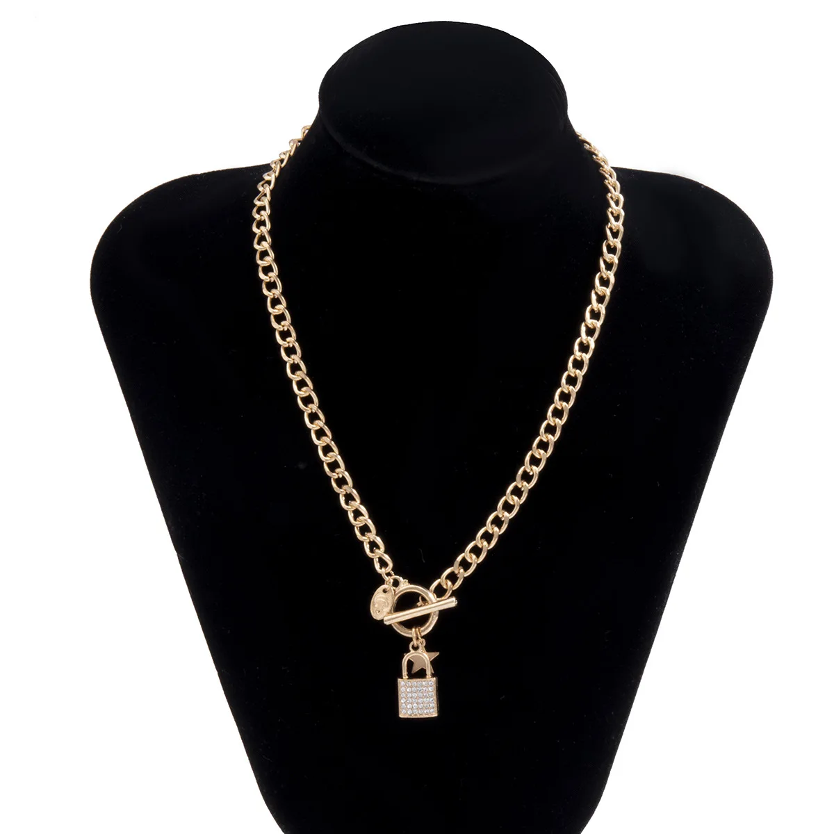 

European and American creative OT buckle star tassel necklace female personality retro lock-shaped moon necklace