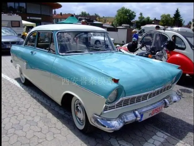 Модель автомобиля Ford taunus 17M 1:43 из сплава коллекционные подарки детские игрушки