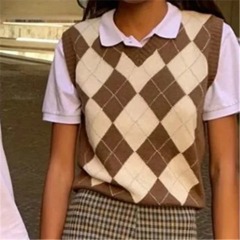 

Autumn 2020 College-Style retro Contrast Plaid Sleeveless Knitted Vest Sweater for womens Diamond Plaid Vest Sleeveless Pullover