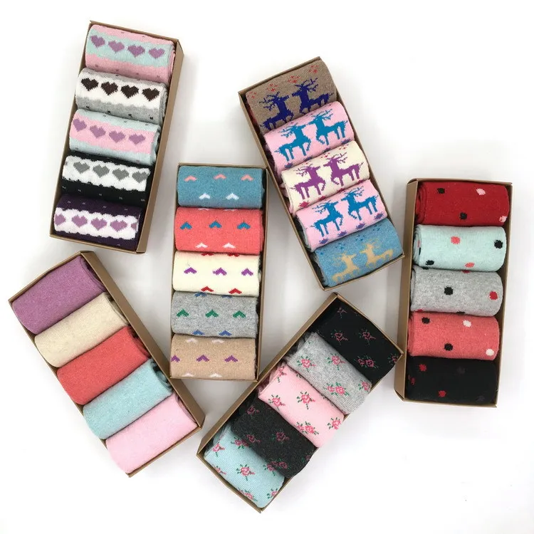 5 Pairs/box Wholesale Women's Boxed Pack Socks Warm Wholesale Female Thickened Sock In Winter