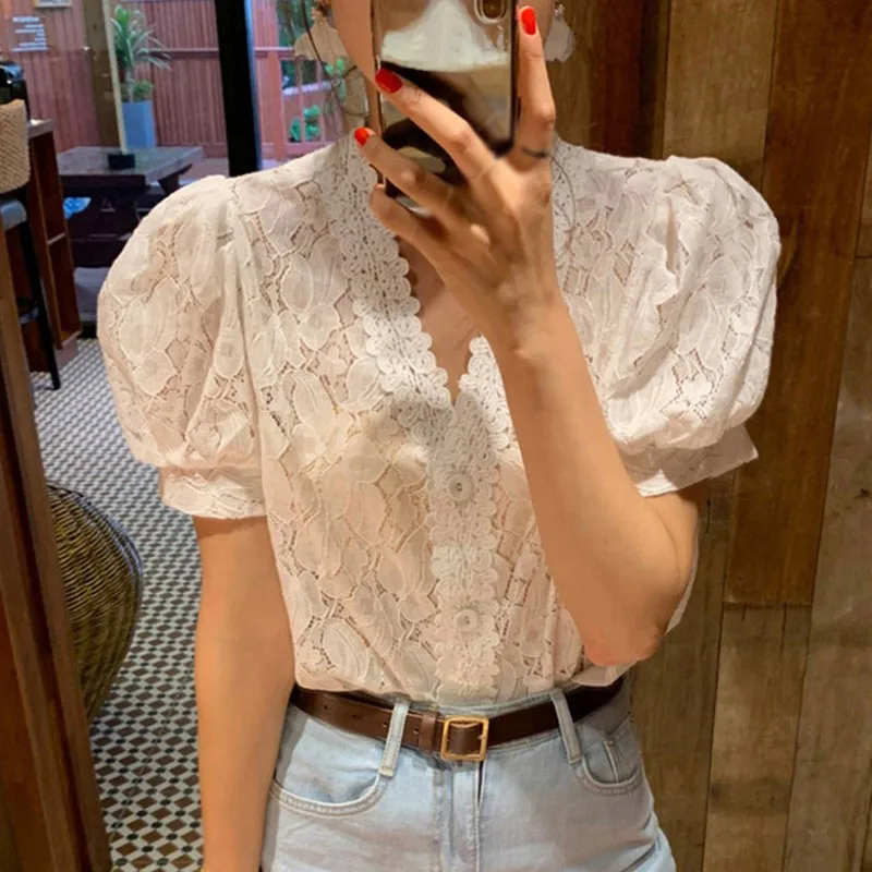 

All-match V-neck Sweet Lace Puff Sleeve Top Short Simple Sleeve Printed Shirt bubble Sleeve Summer Tops for Women Clothes