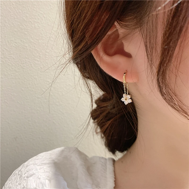 

Korean Elegant Zircon Flower Hoop Earrings for Women Girls Fashion Metal Chain Boucle D'oreille Jewelry