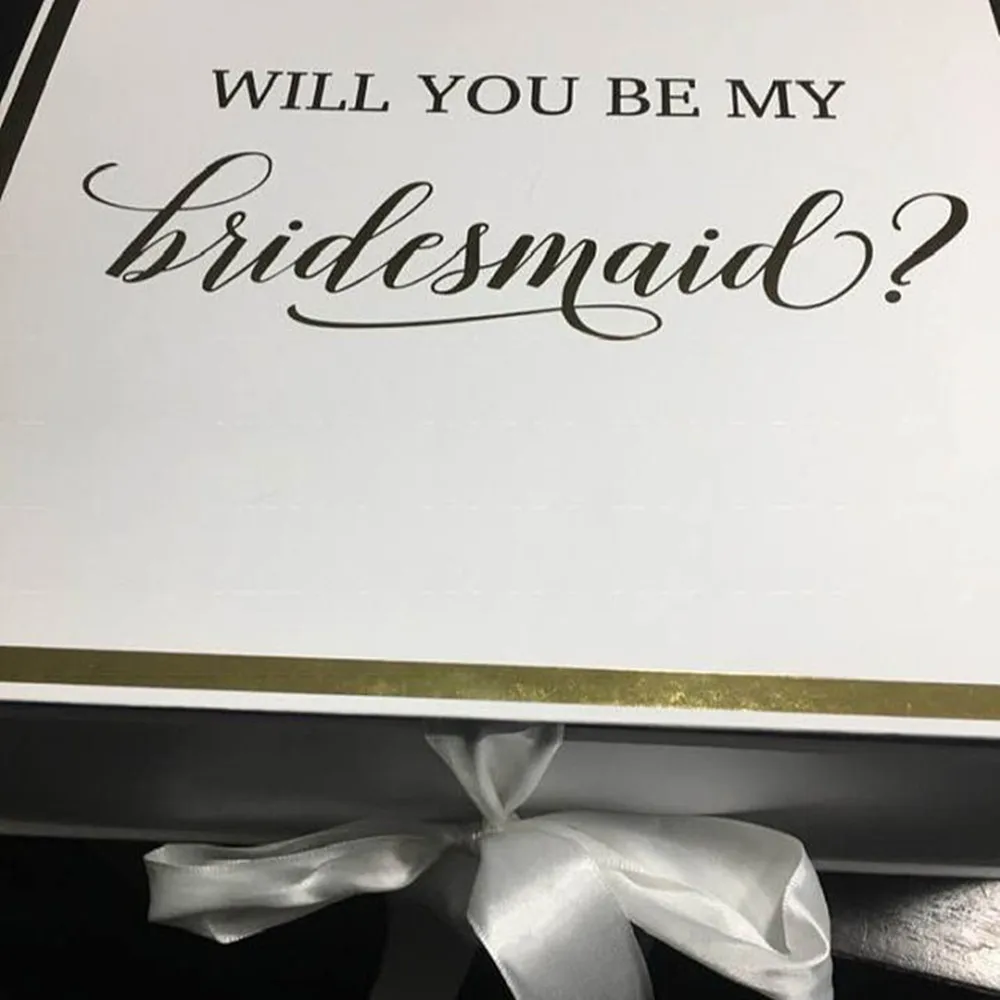 Коробки из фольги золотистого цвета для подружки невесты шелковая Свадебная