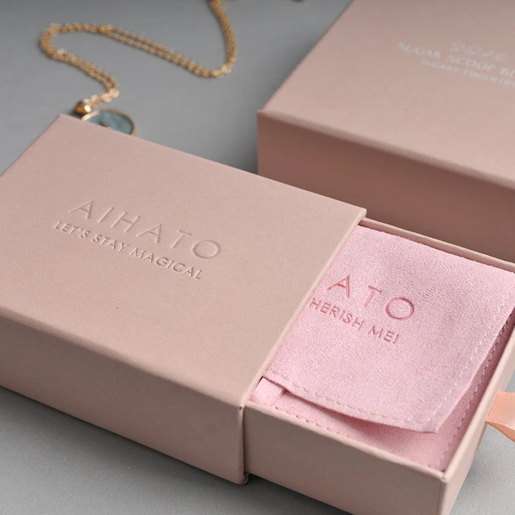 50pcs 9*7*3cm Popular Pink Logo Jewelry Boxes Jewellery Packaging Case and 8*6cm Jewelry Pouch