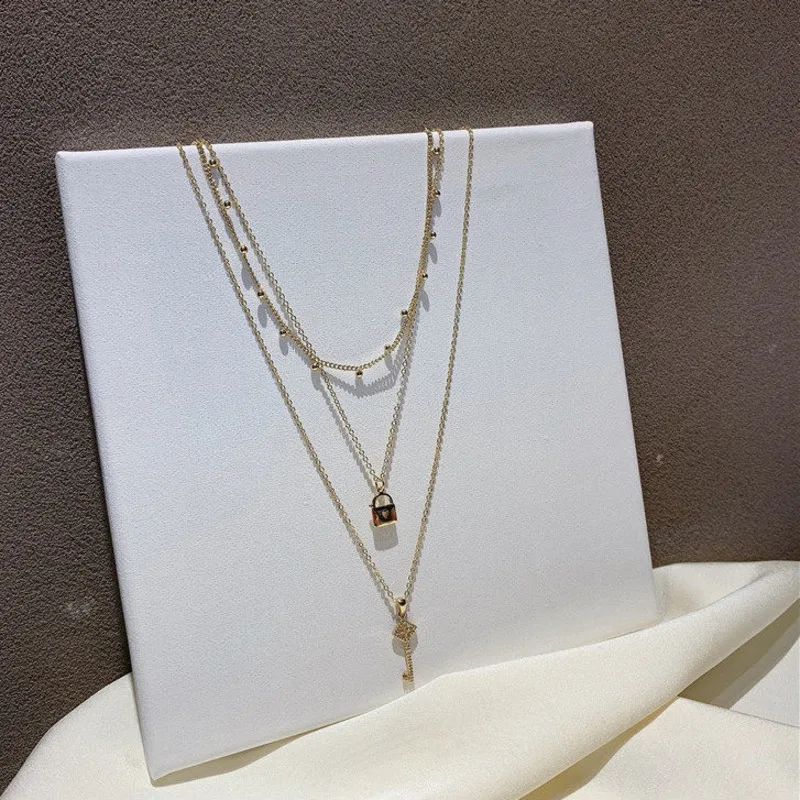 

Fashion Multi Layer Lock Portrait Pendants Necklaces For Women Gold Metal Key Heart Necklace New Design Jewelry Gift