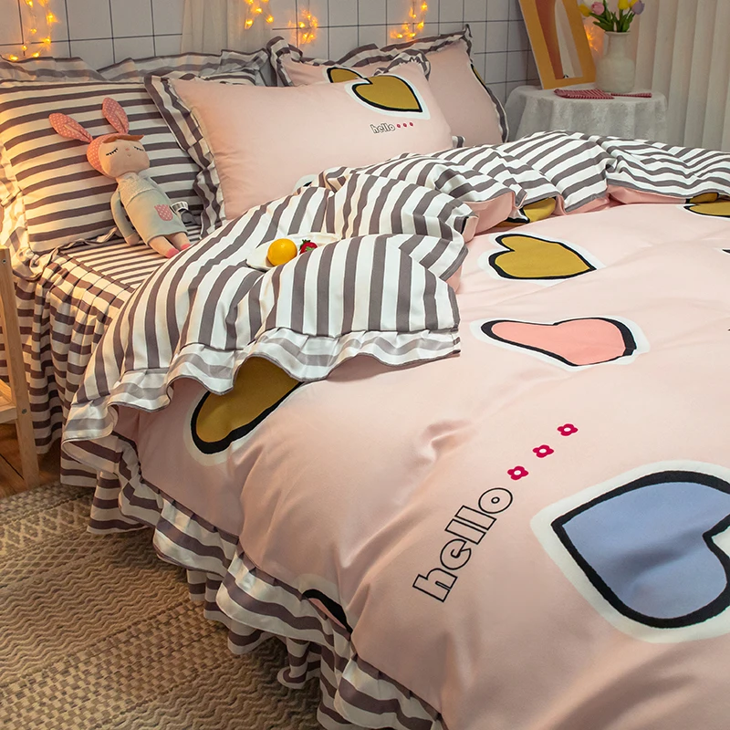 

New Korean bedclothes luxury pink duvet cover Romantic Lace Girls Princess quilts Cover queen full single lovers Bedding Sets