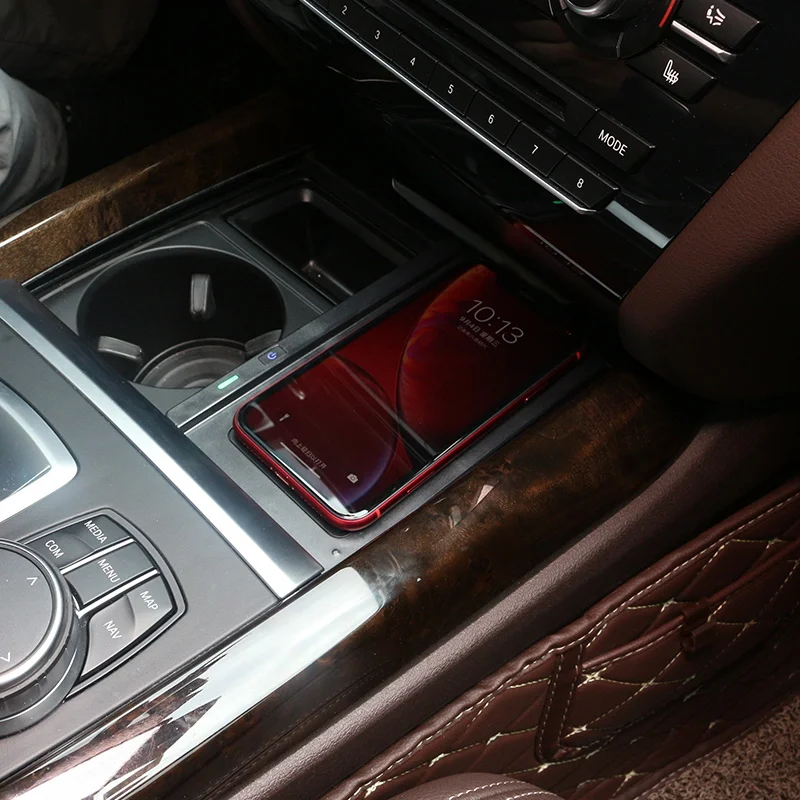 Беспроводное зарядное устройство 10 Вт Qi для автомобильной консоли Быстрое