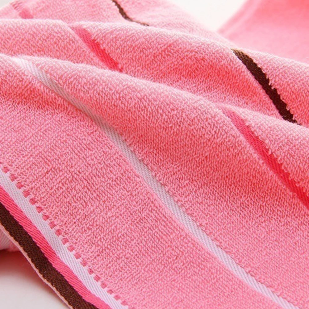 

Soft and Durable Bamboo Bathtowels Fiber Solid Color Towels 100% Cotton Towel