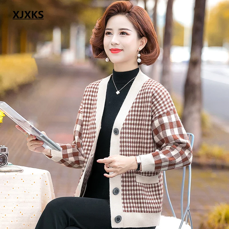 Женская Шерстяная трикотажная куртка с V-образным вырезом