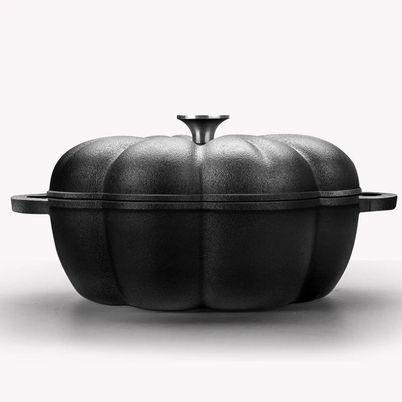 Чугунная выпечка домашний обжаренный артефакт жареный картофель тыква кукуруза