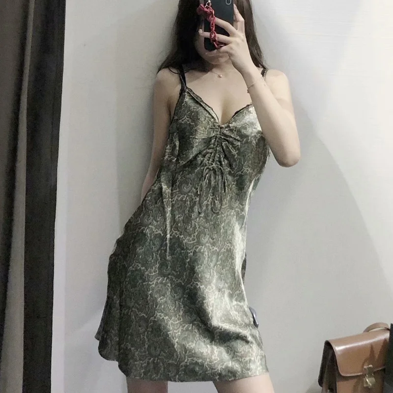 

Adjustable Strap Mini Dress Women Paisley Spaghetti Strap Party Dresses Summer 2021 Fashion Vintage Sexy Camisole Women Dresses