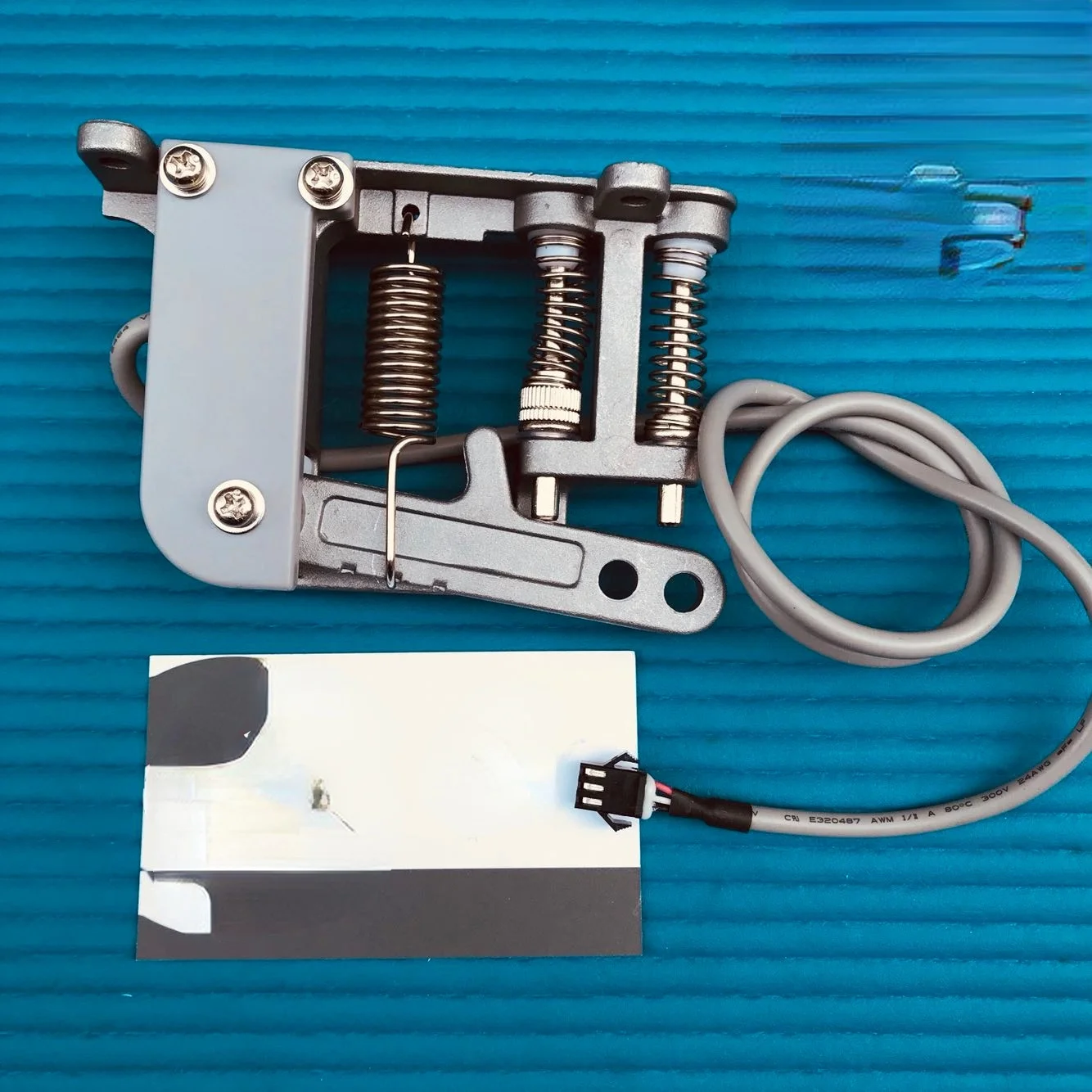 

Sewing Machine All-in-One Machine Foot Control Speed Control Industrial Computer Machine Flat Footswitch Original Factory