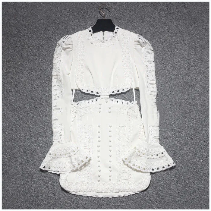 White Высокое качество взлетно-посадочной полосы кружевное мини-платье Весна Для женщин сексуальный Винтаж вышитые выдалбливают Сверкающее с рукавами праздничное облегающее платье вечерние платья - Цвет: White