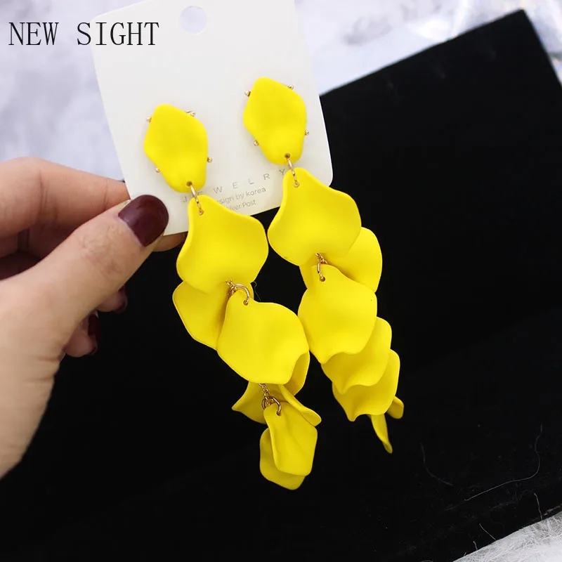 

New Sight Elegant Flower Stud Earrings for Women Simple Style Long Tassel Earrings