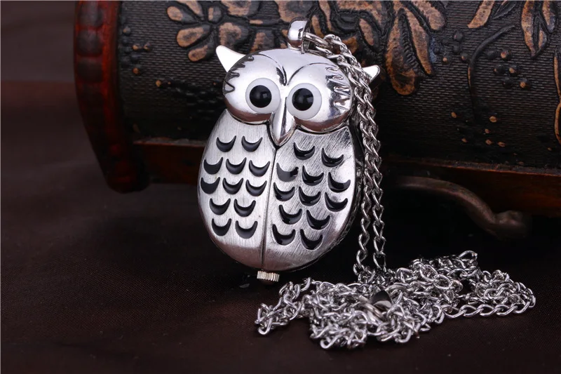 6105Retro Fashion Cartoon silver Owl Wings Open Small Quartz Pocket Watch Children's Gift with Necklace |