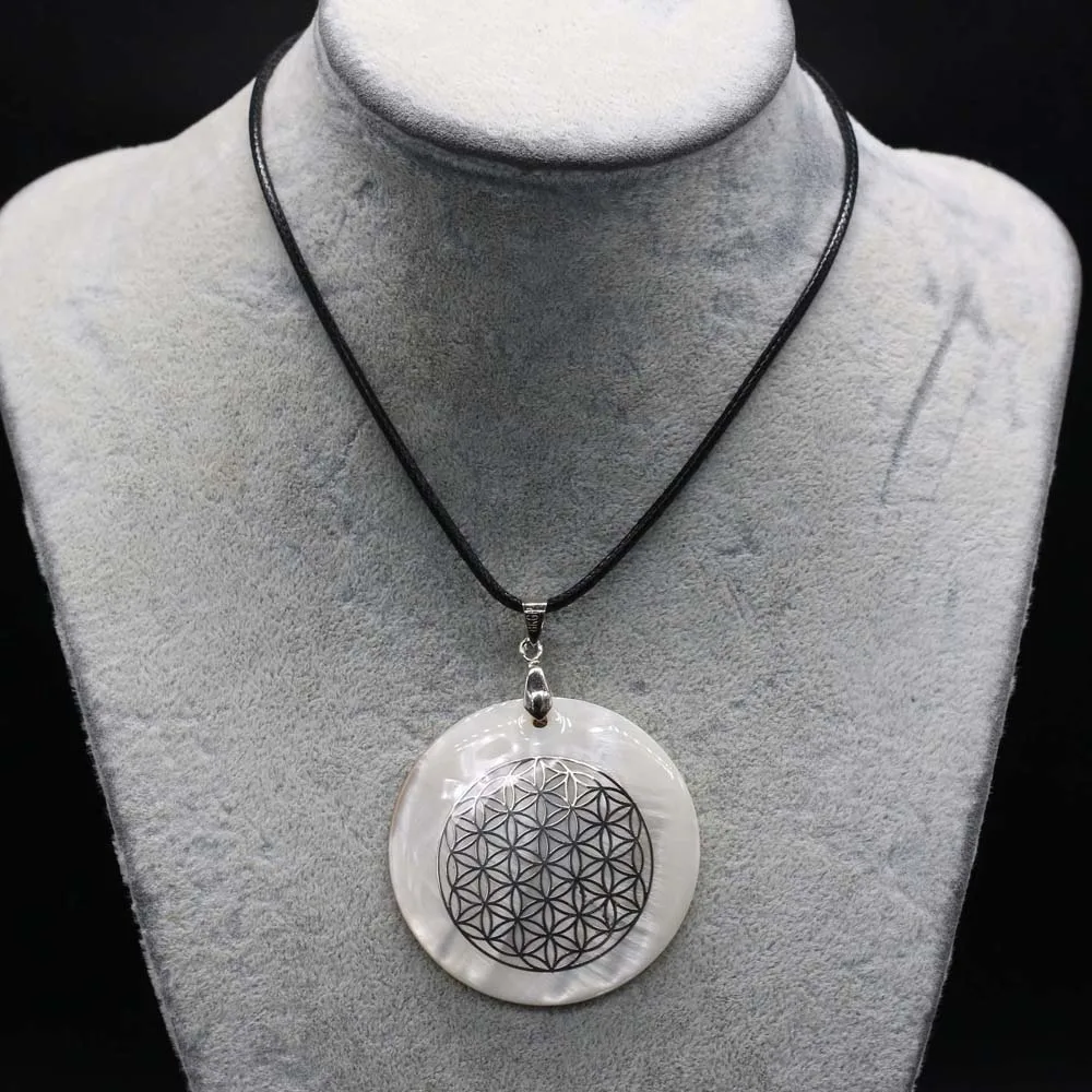 

Round Natural Mother of Pearl Shell Pendant Necklace Rope Chain for Women Love Wedding Luxury Quality Jewelry Gifts Wholesale