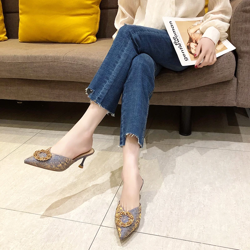 

VMTI 2021 Summer New Luxury Design Slippers Female Pointed Toe Ladies Sandals Metal Stiletto Slippers Sexy Fashion Sandals