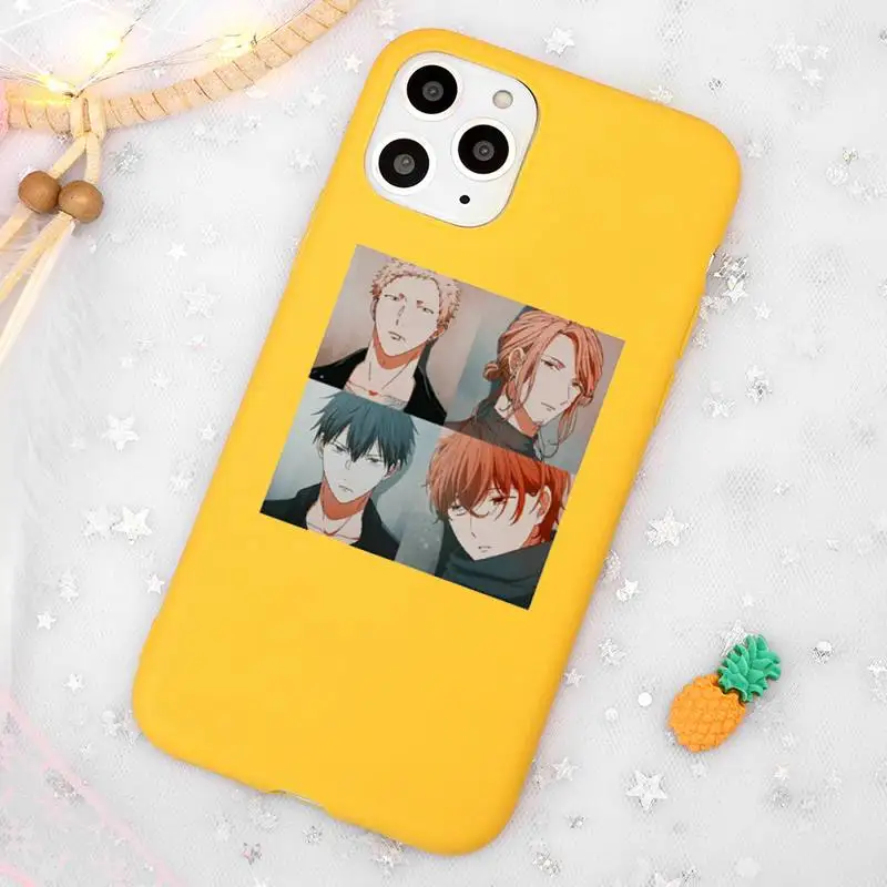 

Given Anime friends love Phone Case Candy Color Yellow for iPhone 11 12 pro XS MAX 8 7 6 6S Plus X 5S SE 2020 XR