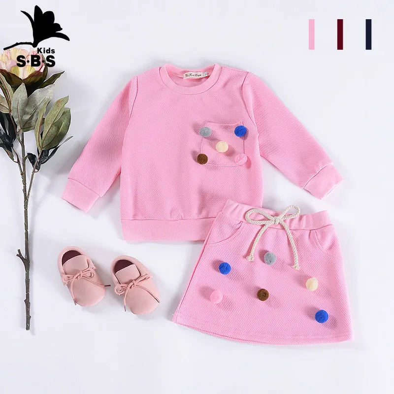 

Костюм-Двойка для девочек, с меховым помпоном, с длинным рукавом и короткой юбкой, весна-осень