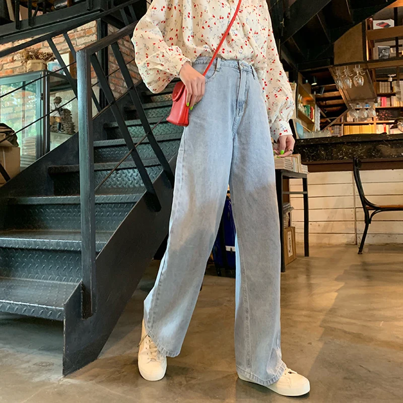 

Spring 2021 new Korean loose wide leg straight pants student mops light color high waist versatile jeans women