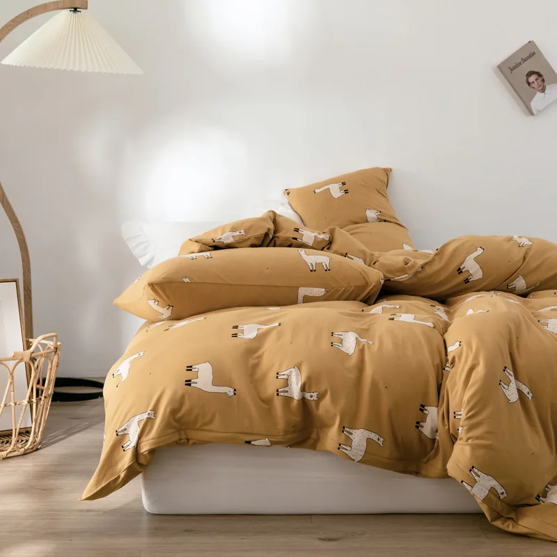 

New Bedroom Four-piece Bed Linen Set Winter Warm Skin-friendly Cotton Printed Quilt Fashionable Simple Family Hotel Bedding Set