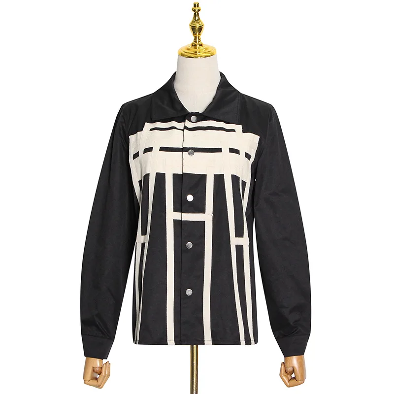 

In the spring of the new fashion temperament lapel black and white woven belt splicing single-breasted jacket coat of cultivate