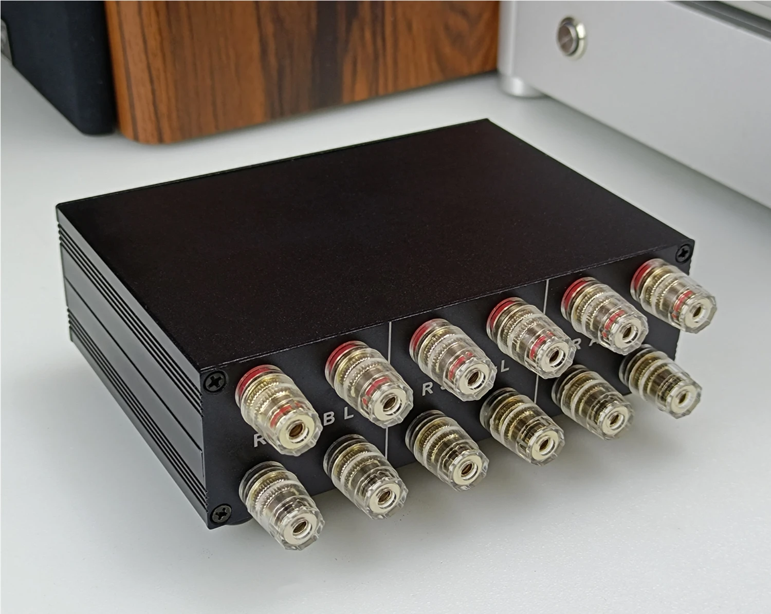 2-way amp amplifier / speaker loudspeaker selector switch box, stereo audio input signal source switcher passive for hifi  audio images - 6
