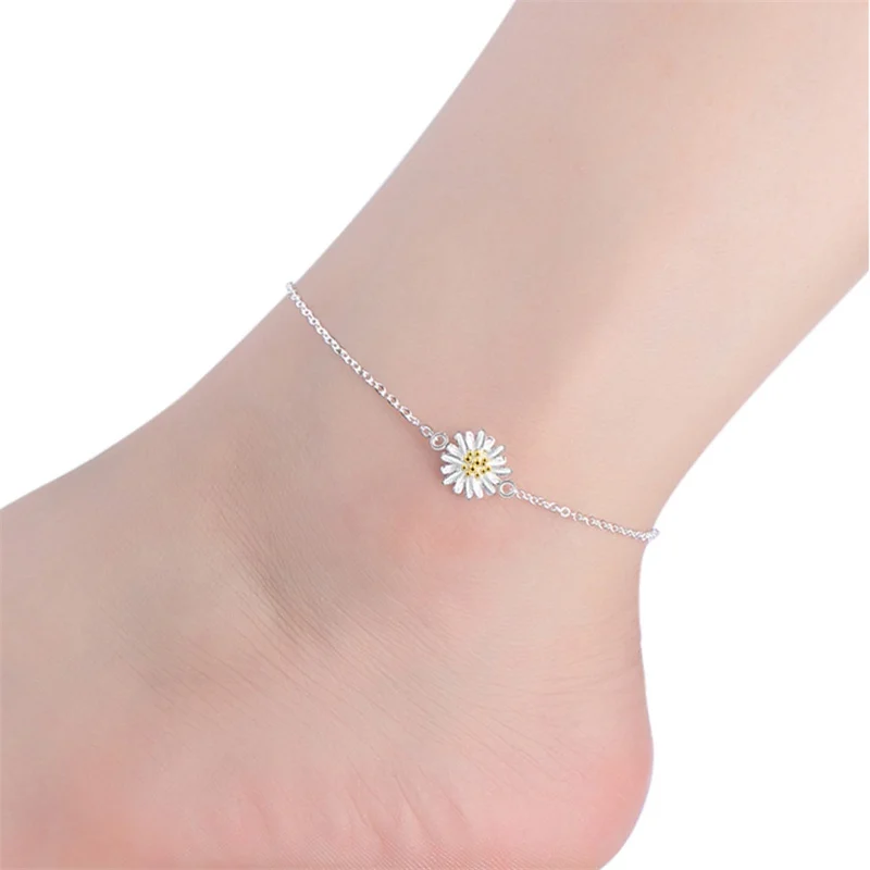 

Простой темперамент студенческие ювелирные изделия Маргаритка ножная цепочка женский день рождения небольшой свежий цветок браслет