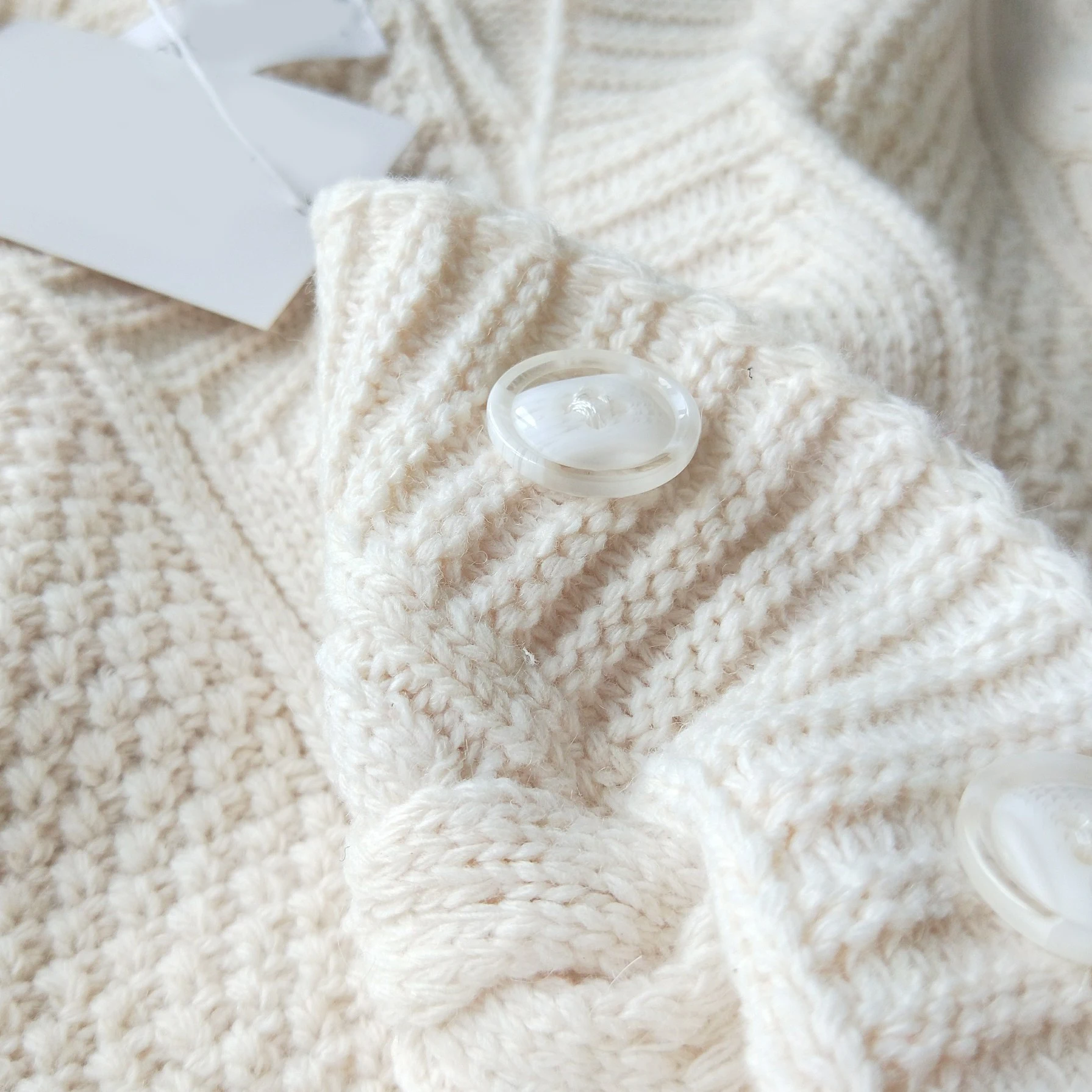 GOPLUS Women's Knitted Sweater V Neck Coat Autumn Winter Cardigan One Size Women Sweaters Short for Female C9513 |