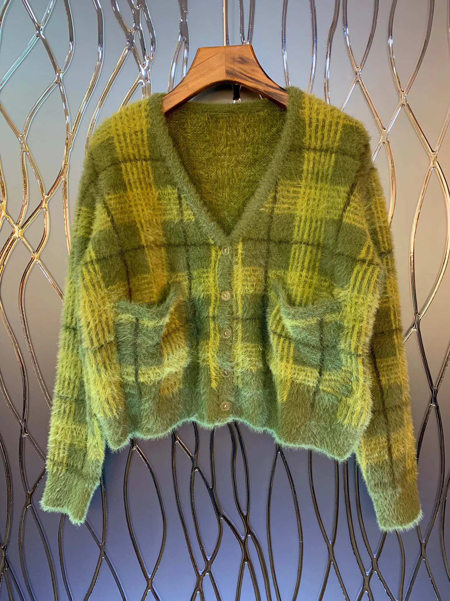 

Vintage warm Plaid Cardigan women Mohair knitted sweater With Front Button Women Cropped Cardigan Sweater 2020