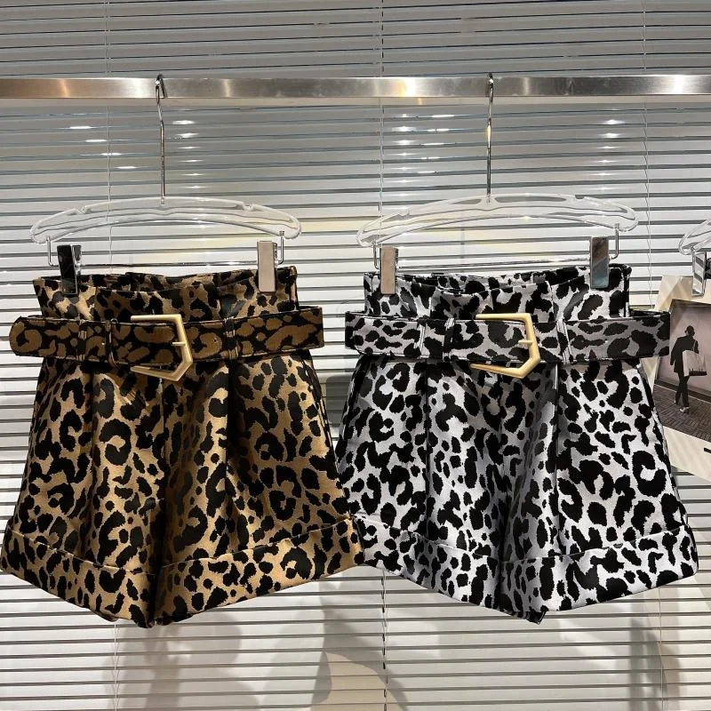 Женские леопардовые шорты PREPOMP с высокой талией и металлическим поясом зима 2022 |