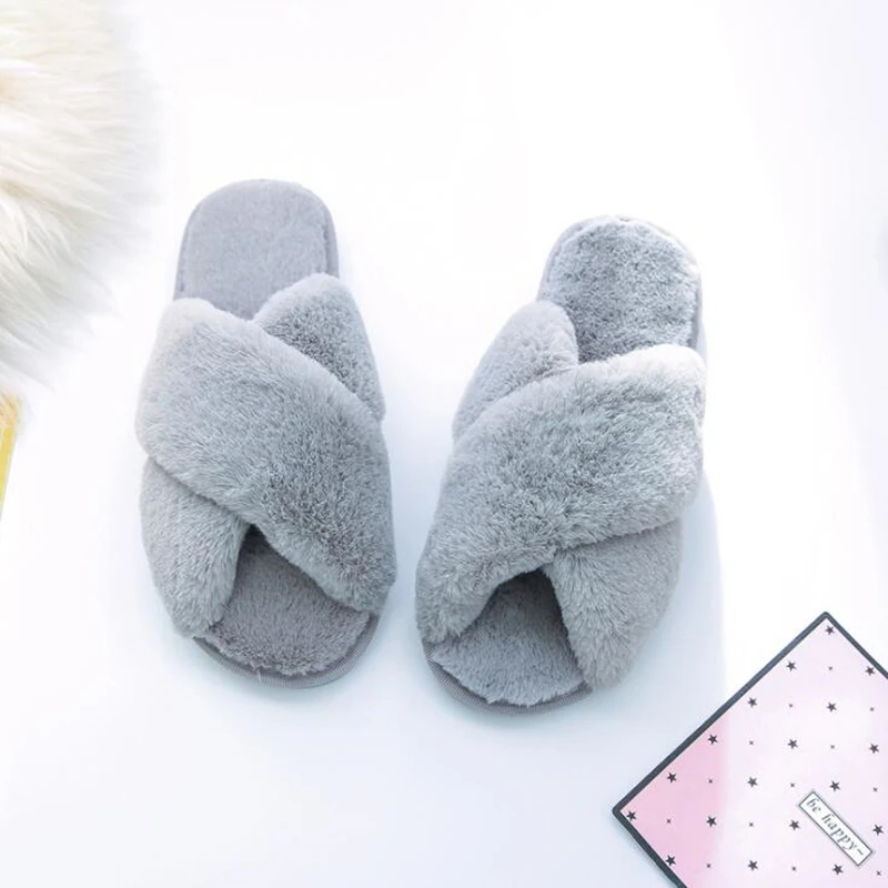 

Winter Women House Slippers Faux Fur Fashion Warm Shoes Woman Slip On Flats Female Slides Black Pink Cozy Home Furry Slippers