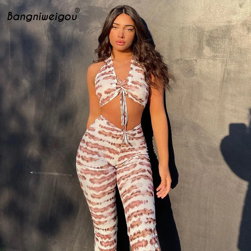 

Bangniweigou кружева v-образным вырезом Топ c бретелькой через шею с принтом + свободные штаны комплект из двух предметов для женщин Хай-стрит bodycon 2...