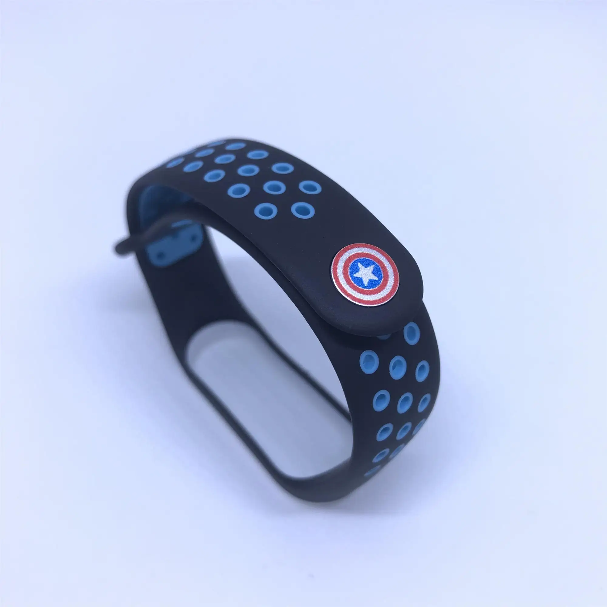 FIFATA NEW The Avengers Silicone Watch Strap For Xiaomi Mi Band 4 Xiaomi Mi Band 3 Smatr Watch Wristband Replace Accessories - Цвет: Black Bule-B