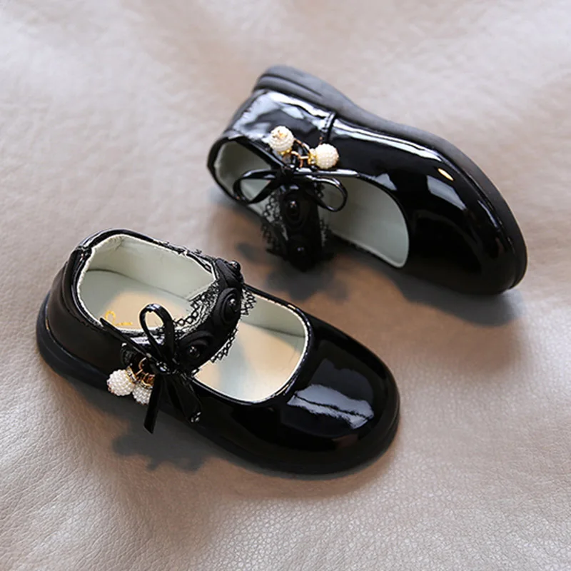 Flower Girls Shoes Patent Leather Mary Janes For Children Bow Bead Wedding Baby Big Girl Flats White Pink Red Black |