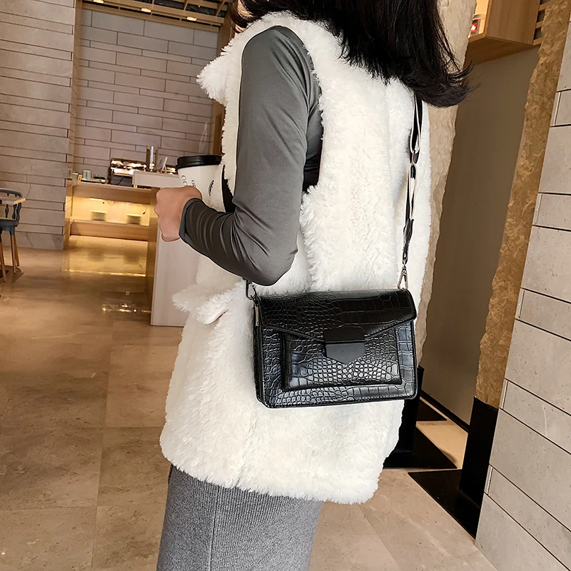 New Retro Crocodile Pattern Crossbody Bags for Women Fashion Mini Handbags Shoulder Bags PU Leather Messenger Bag Flap Satchels
New Retro Crocodile Pattern Crossbody Bags for Women Fashion Mini Handbags Shoulder Bags PU Leather Messenger Bag Flap Satchels
