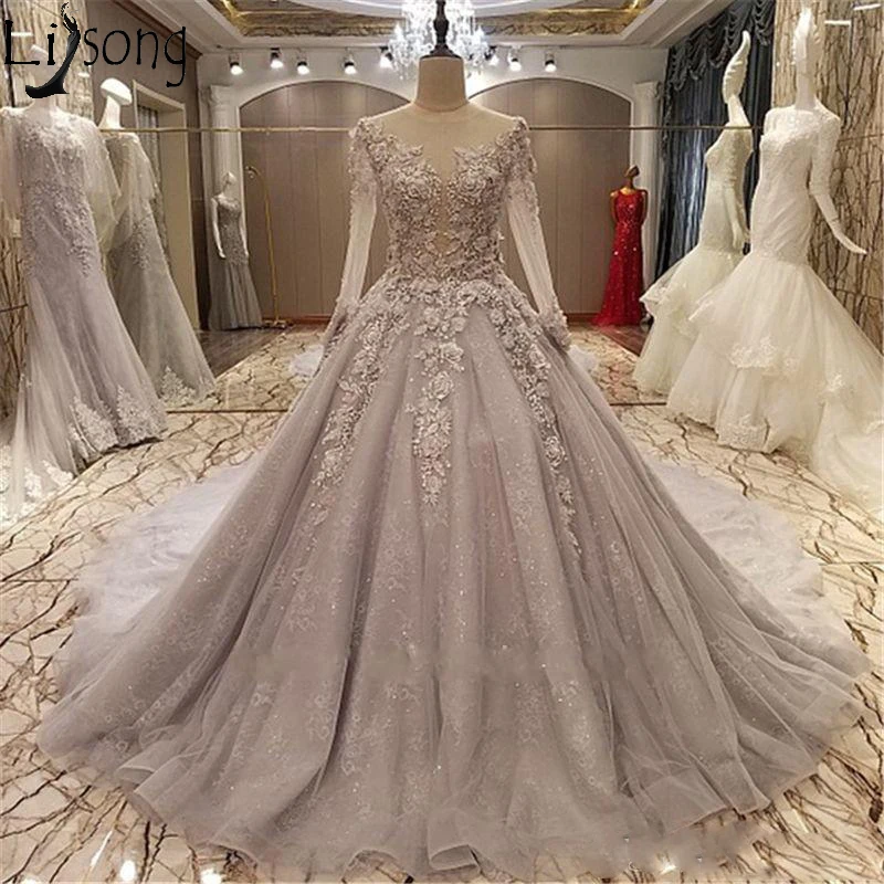 

Gorgeous Long Sleeves Appliques Arabic Wedding Dresses Luxury Gray Lace Court Train Bridal Gowns Engagement Dress Real Images
