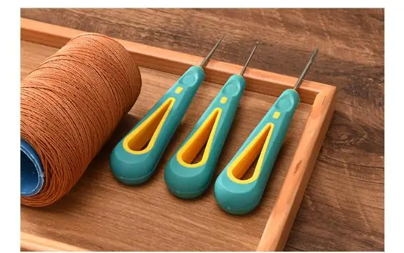 Шило для верхней обуви с пластиковой ручкой крючок отверстиями инструменты