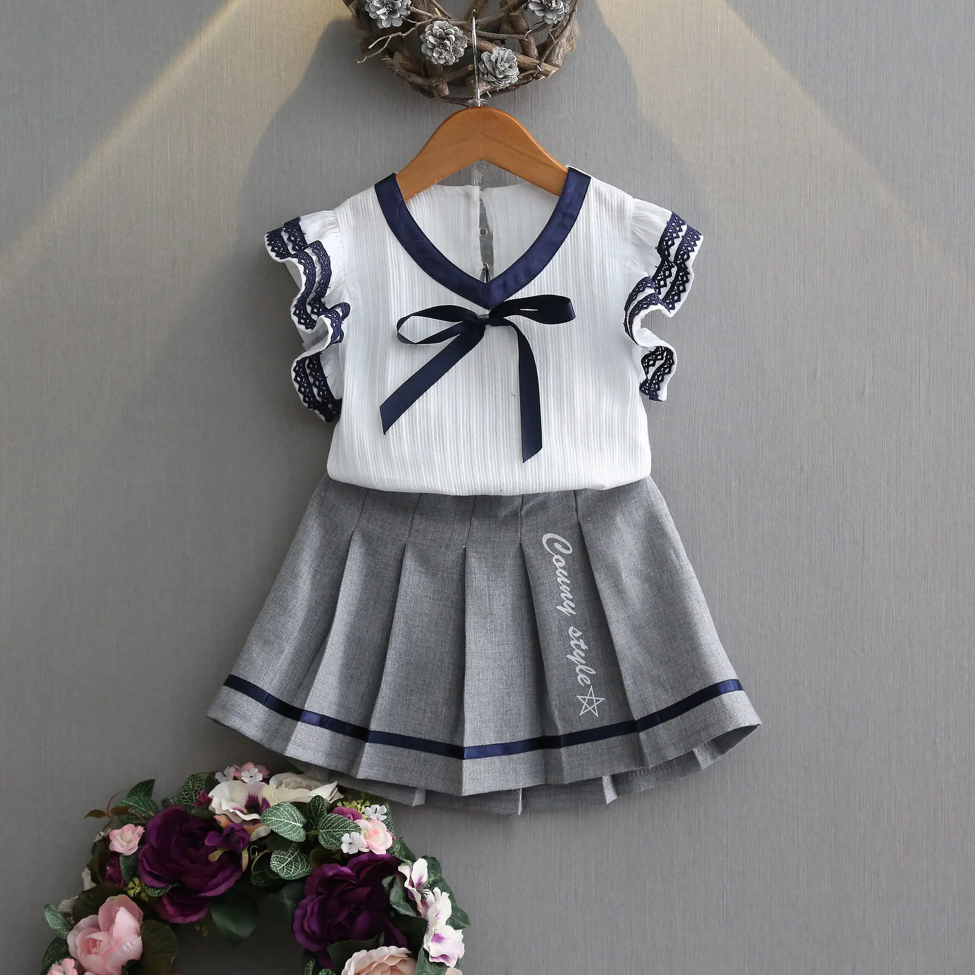 

2PCS School Girl Skirt 2-7T Set Lace Short Sleeve Top + Academic Skirt Sets Kids Summer 2020 Clothing Skirts for Girls Children