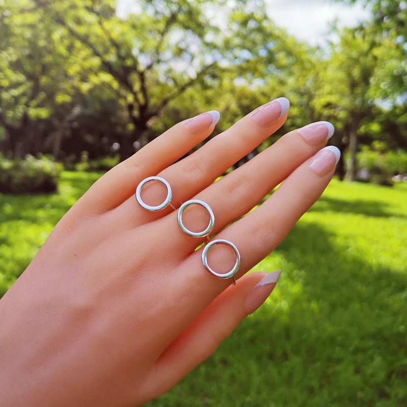 Женское кольцо с круглым кольцом YPAY серебряное Открытое в простом стиле
