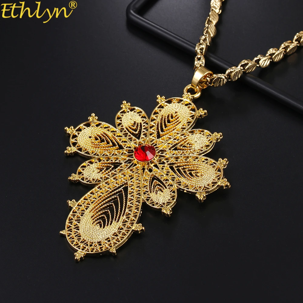 Цепочка с подвеской в виде эфиопского Креста золотого цвета | Украшения и