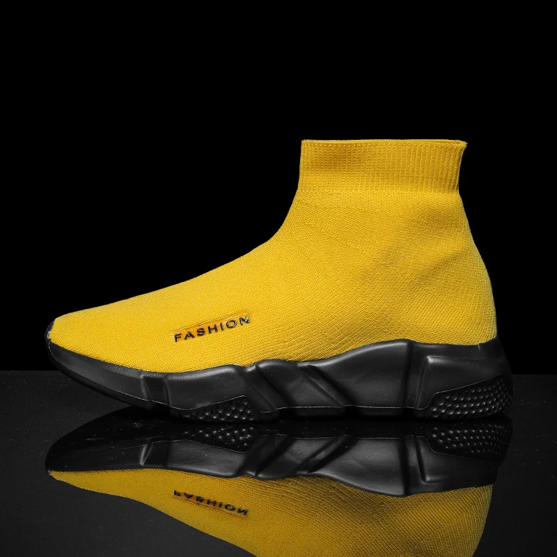 

New Trend Men Running Shoes High Top Couple Socks Sneakers Outdoor Women Slip On Sports Shoes Soft Training White Boots Big Size