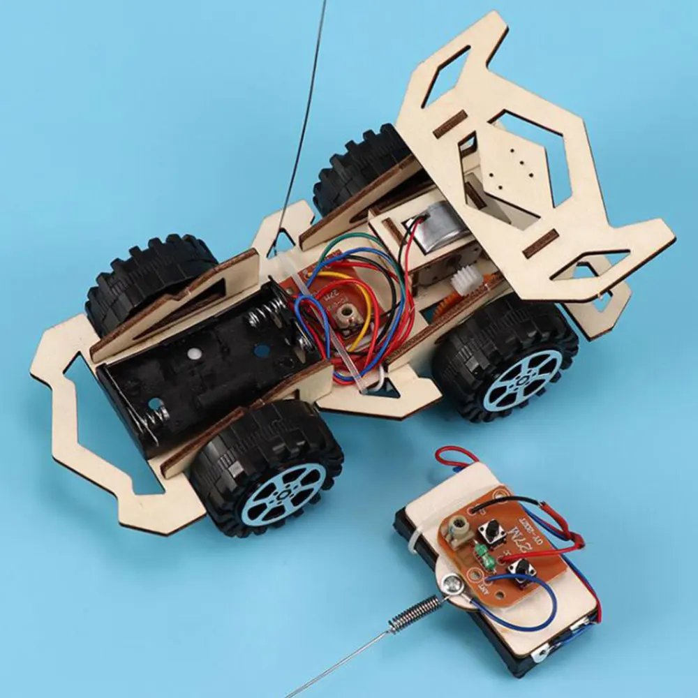 

15x11x11cm Assembled Wooden Racing Car DIY Car Science Experiment for Kids