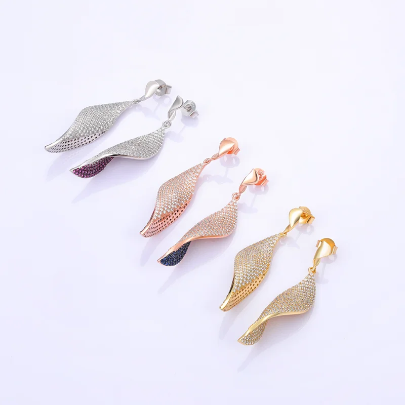 

2021 Trend Fashion Charms 925 Sterling Silver Feather Bird Wings Rainbow Zircon Earrings for Women Fine Loveliness Jewelry Gift