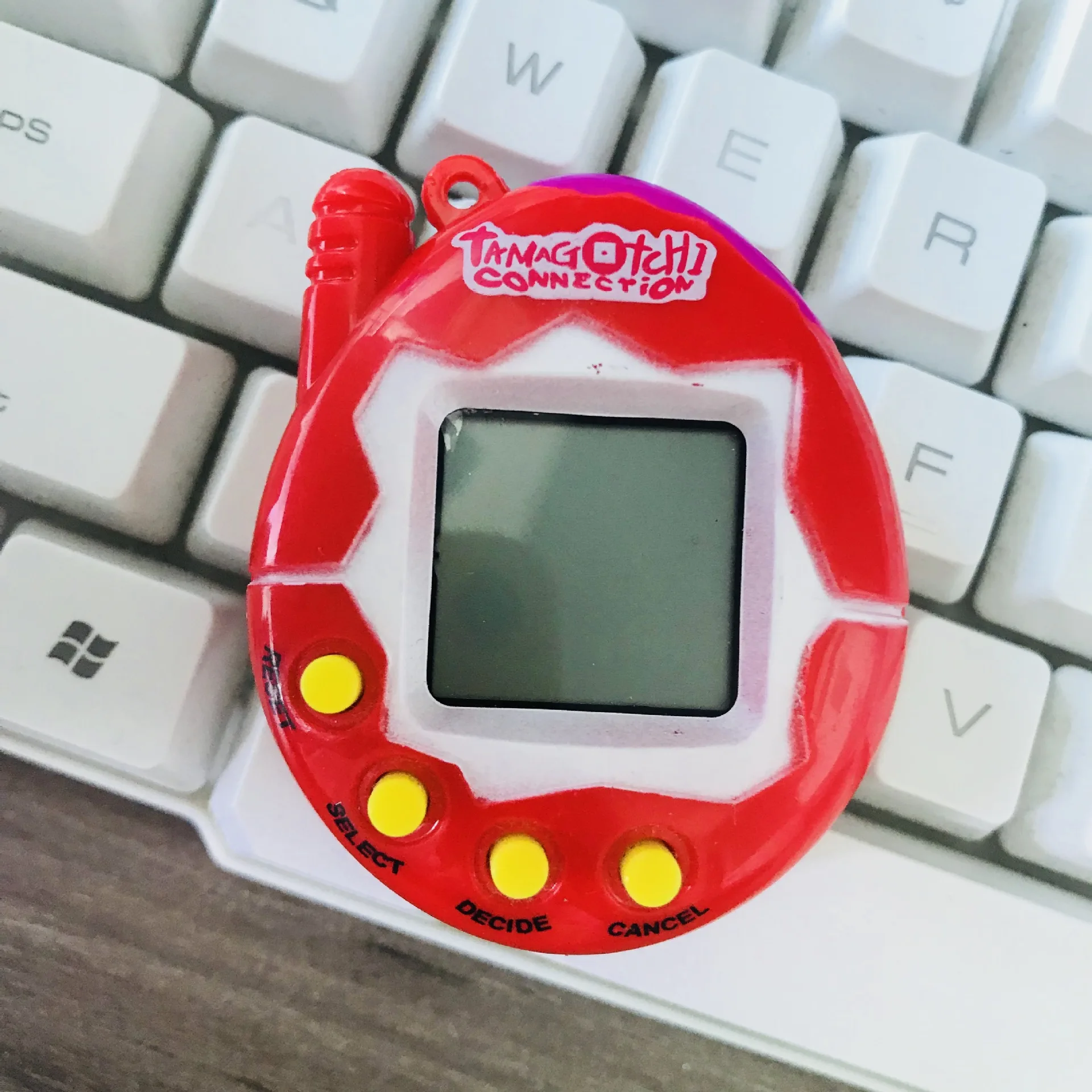 Горячее предложение! Распродажа! Электронные питомцы игрушки 90S ностальгические 49 домашних животных в одном виртуальном кибер домашних животных игрушка смешной тамагочи - Цвет: Solid color red