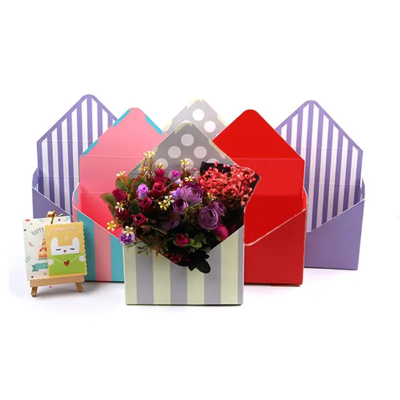 

Creative Creative Envelope Fold Flower Storage Box Wedding Engagement Party Decor Polka Dot Stripes Printed Paperboard Packaging